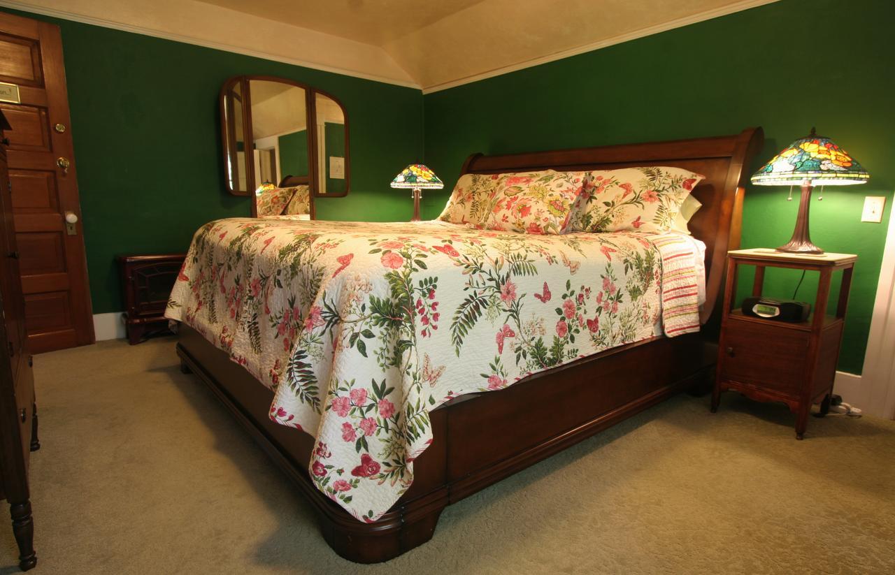 Kangaroo House Bed & Breakfast Eastsound Екстер'єр фото